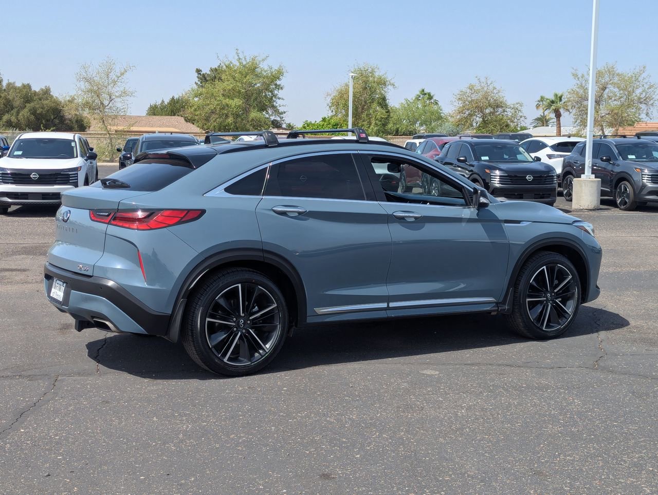 Certified 2022 INFINITI QX55 Luxe w/ Accent Package image 6