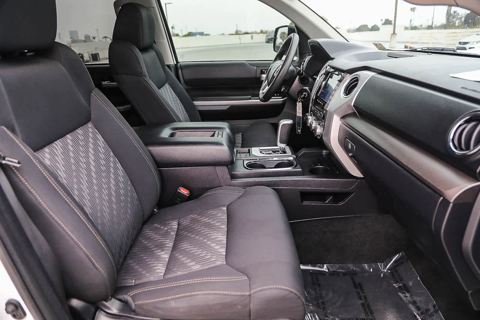 Used 2021 Toyota Tundra SR5 w/ Trail Edition image 16