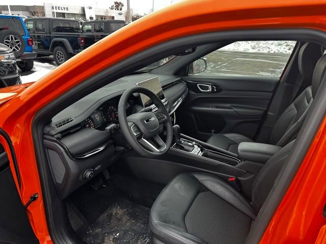 New 2026 Jeep Compass Latitude image 14
