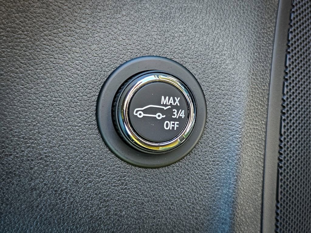 Used 2021 Buick Envision Preferred AWD/4WD image 11