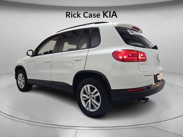 Used 2017 Volkswagen Tiguan S image 7