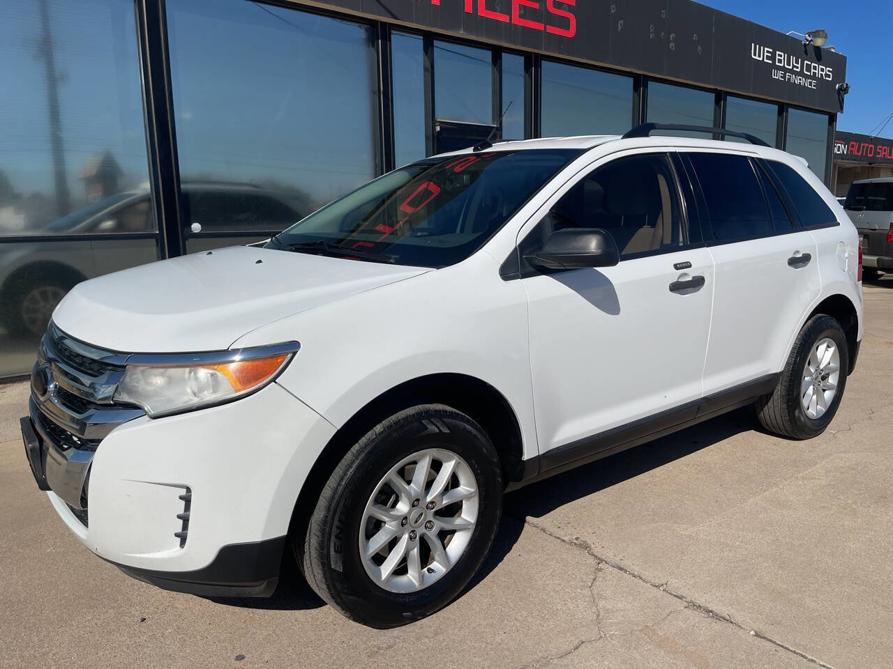 Used 2014 Ford Edge SE w/ Equipment Group 101A image 2