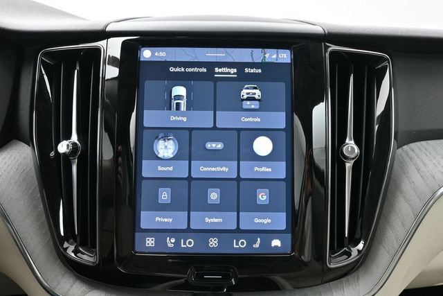 Used 2024 Volvo XC60 B5 Plus w/ Protection Package Premier AWD/4WD image 14