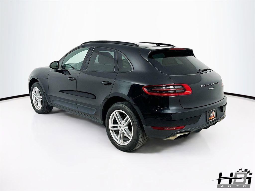 Used 2018 Porsche Macan AWD/4WD image 8