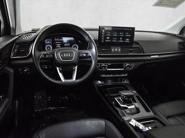 Used 2021 Audi Q5 2.0T Premium Plus w/ Premium Plus Package AWD/4WD image 19