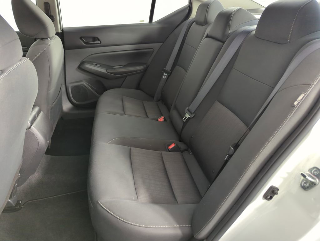 Used 2025 Nissan Altima 2.5 SV image 28