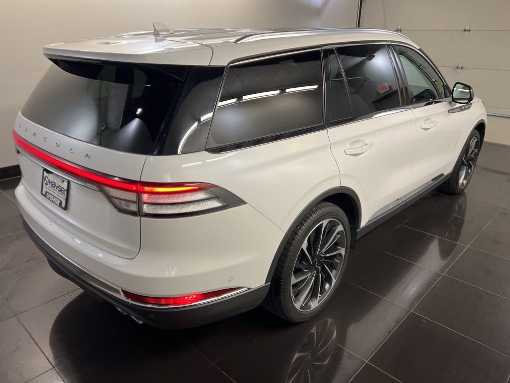 Certified 2021 Lincoln Aviator Reserve w/ Equipment Group 202A AWD/4WD image 6