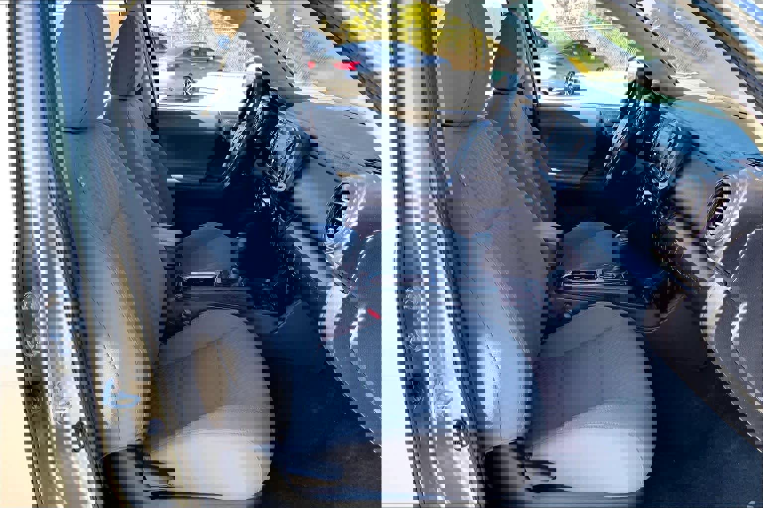 Used 2023 Toyota Tacoma SR image 9