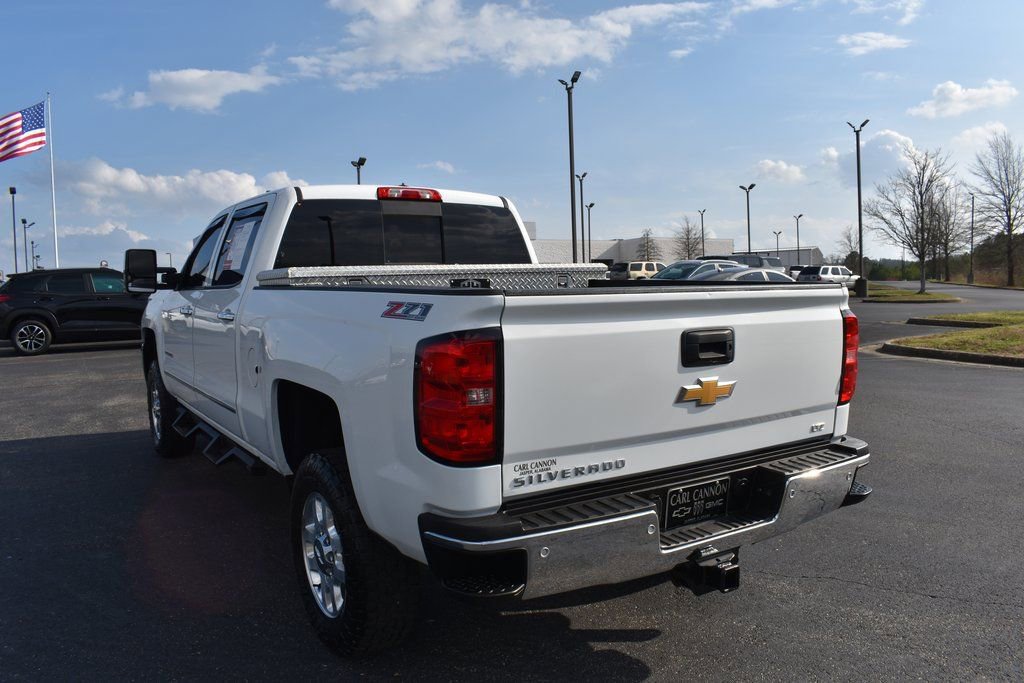Used 2015 Chevrolet Silverado 2500 LTZ image 4