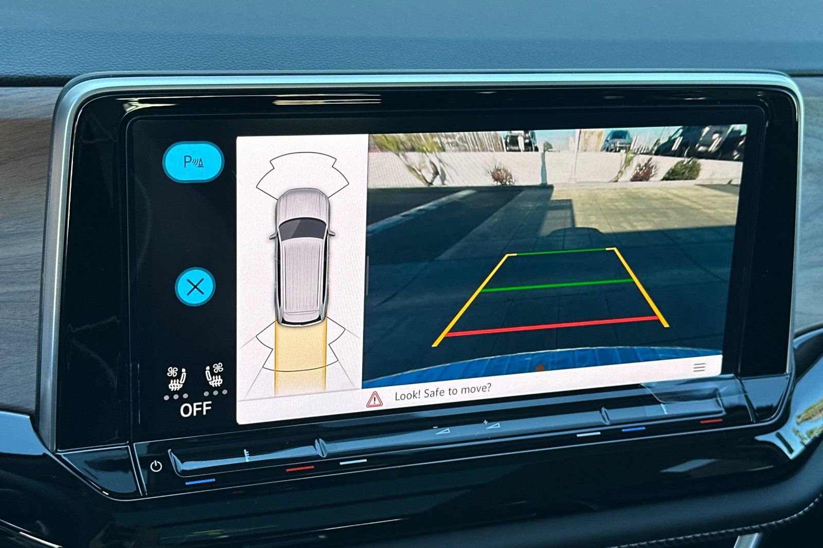 New 2026 Volkswagen Atlas SE image 18