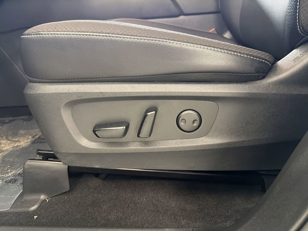 Certified 2024 Nissan Pathfinder SL image 25