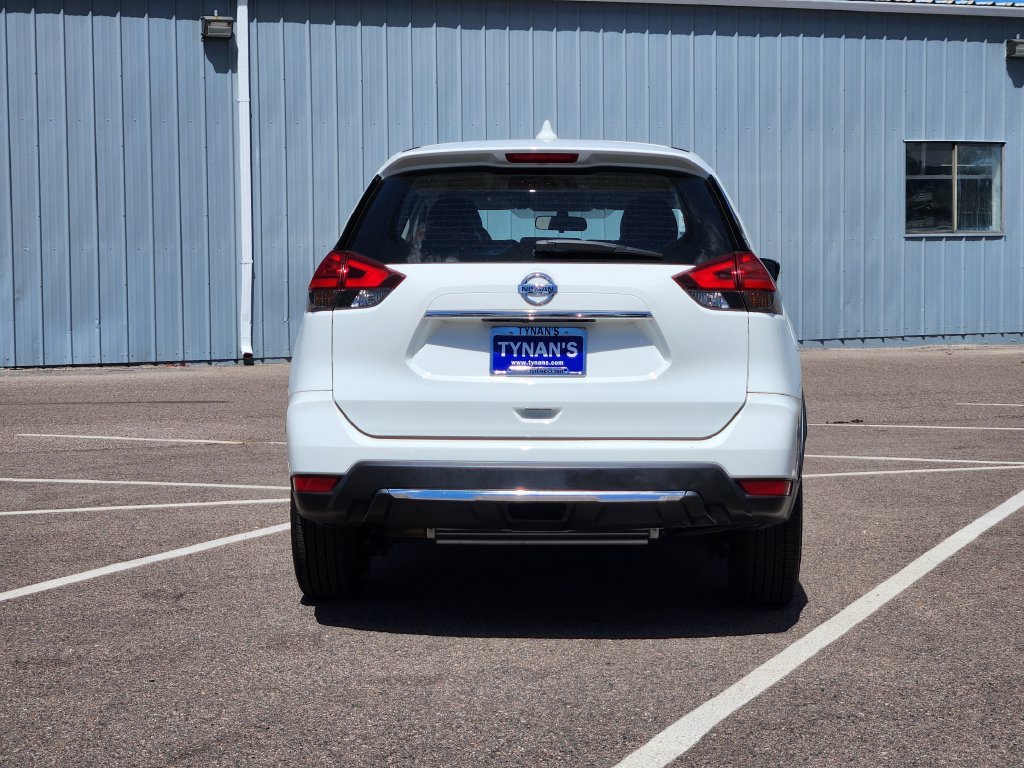 Used 2017 Nissan Rogue S AWD/4WD image 6