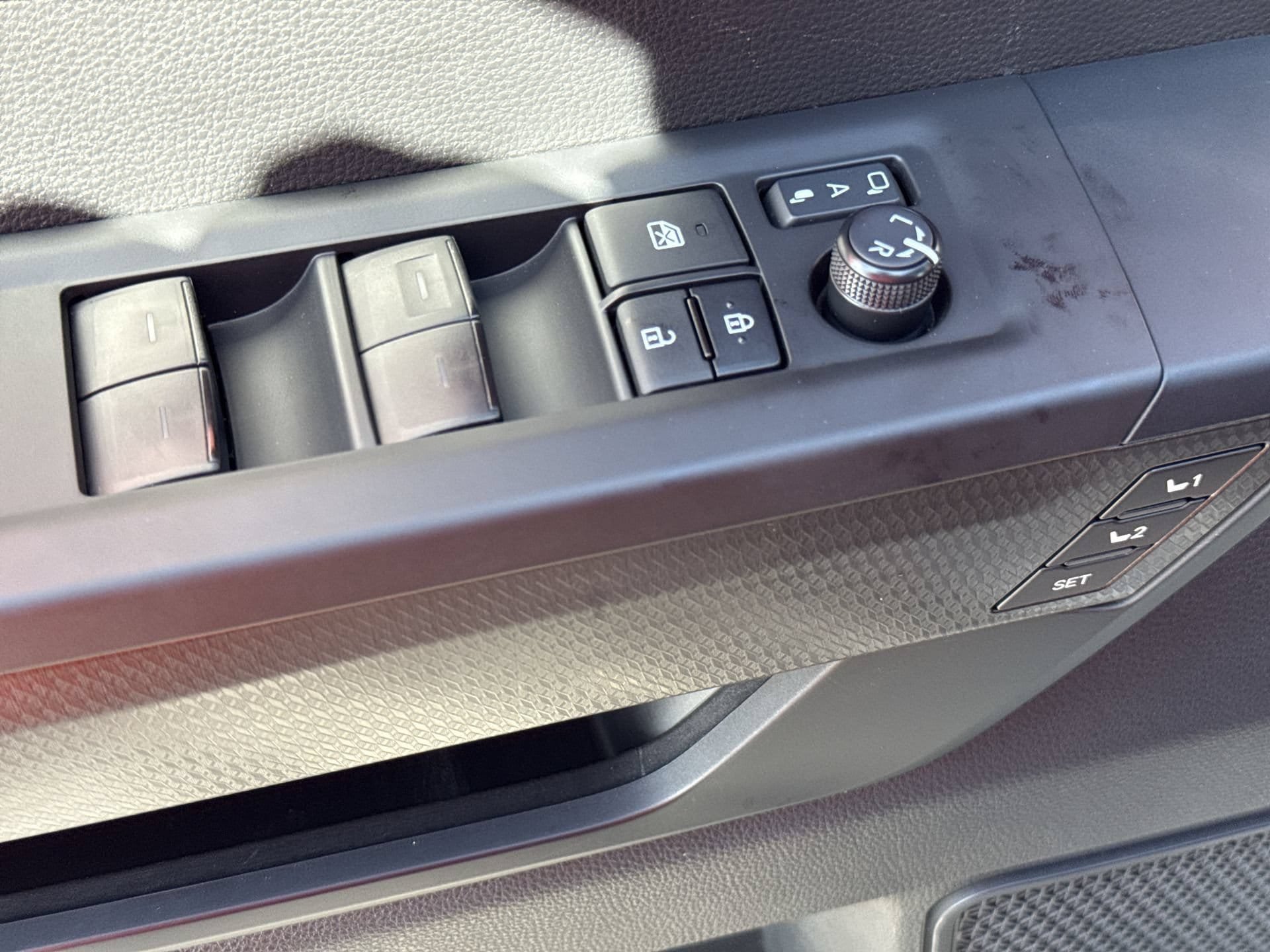 Certified 2025 Toyota Sequoia TRD Pro AWD/4WD image 15