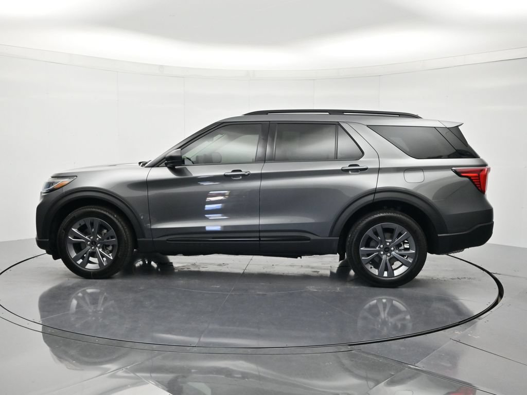 New 2026 Ford Explorer Active w/ Active Comfort Package AWD/4WD image 8