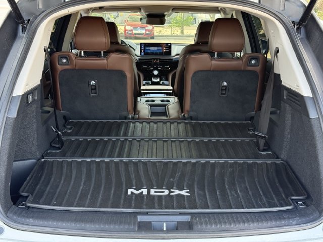 Used 2025 Acura MDX w/ Technology Package FWD image 31