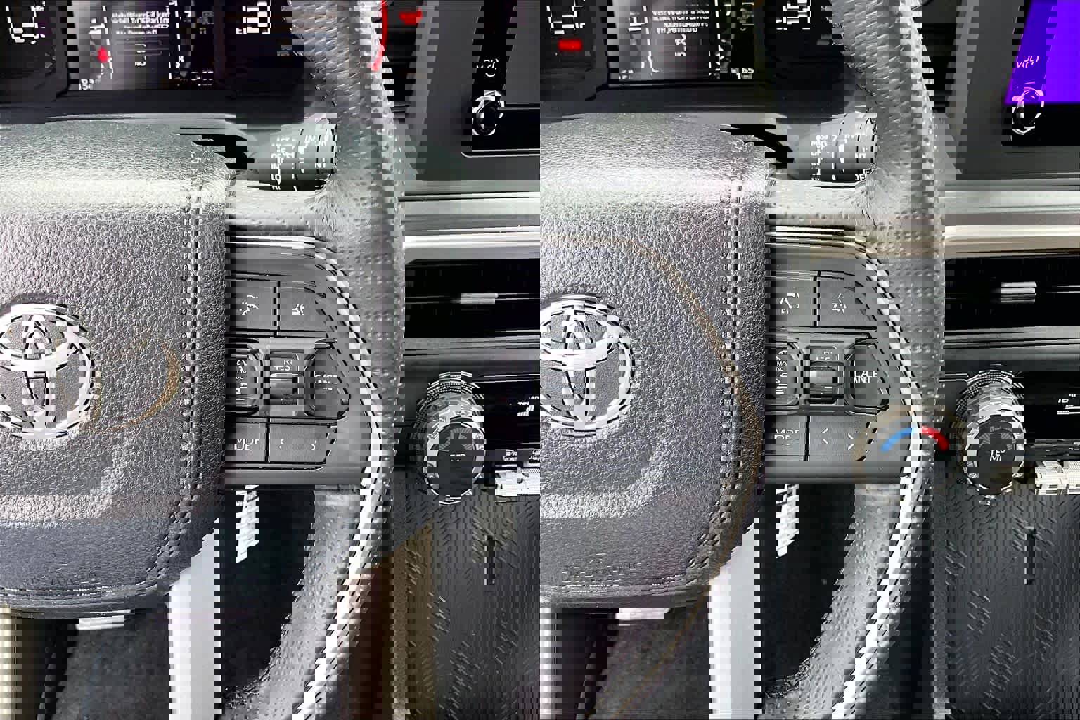 Certified 2025 Toyota 4Runner SR5 image 23