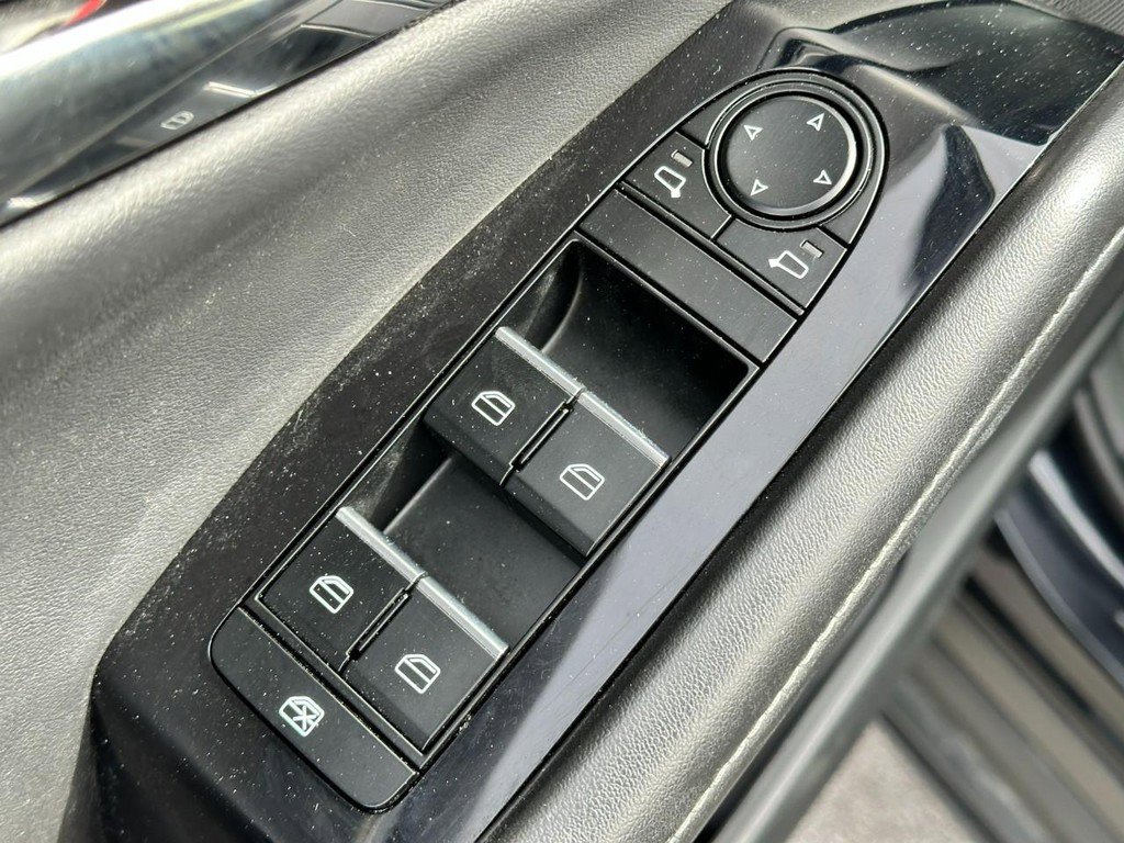 Used 2024 MAZDA CX-30 AWD 2.5 S w/ Preferred Package image 18