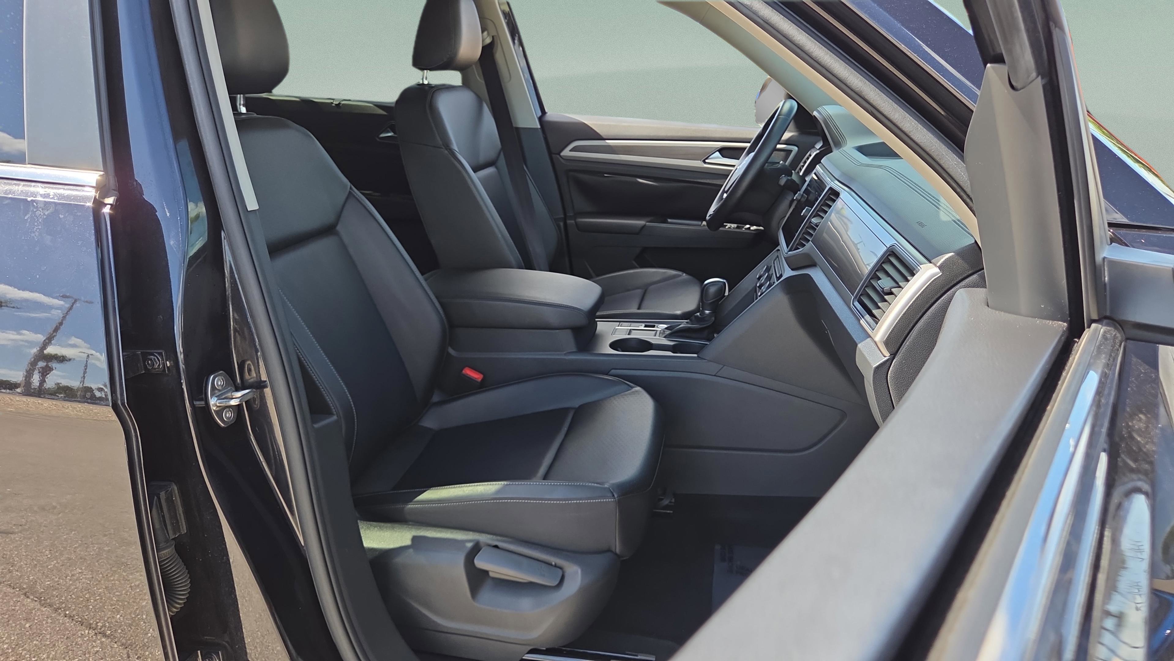Used 2019 Volkswagen Atlas SE w/ Towing Package FWD image 19