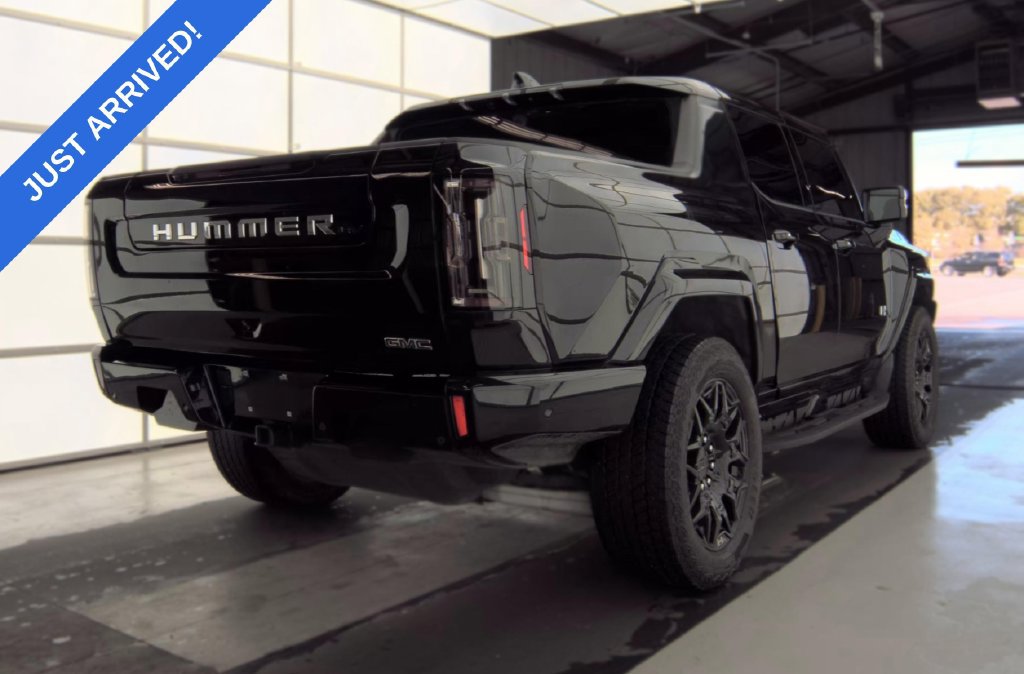 Used 2025 GMC Hummer EV 2X AWD/4WD image 3