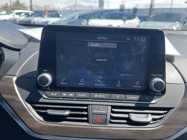 Used 2025 Nissan Altima 2.5 SV FWD image 16