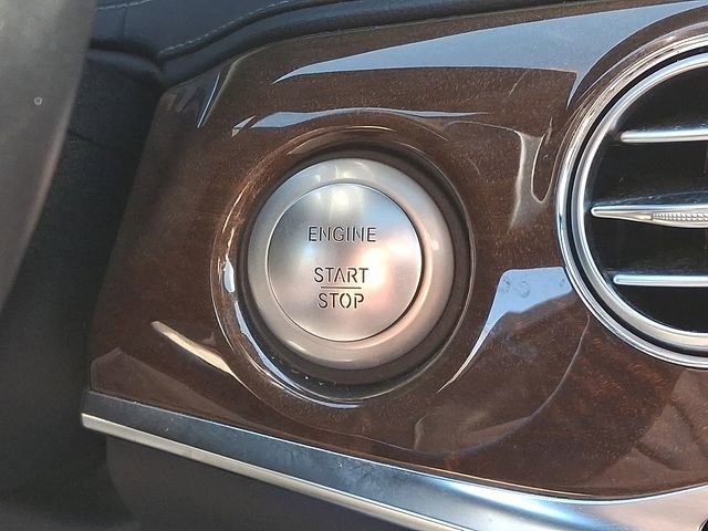 Used 2014 Mercedes-Benz S 550 Sedan image 28