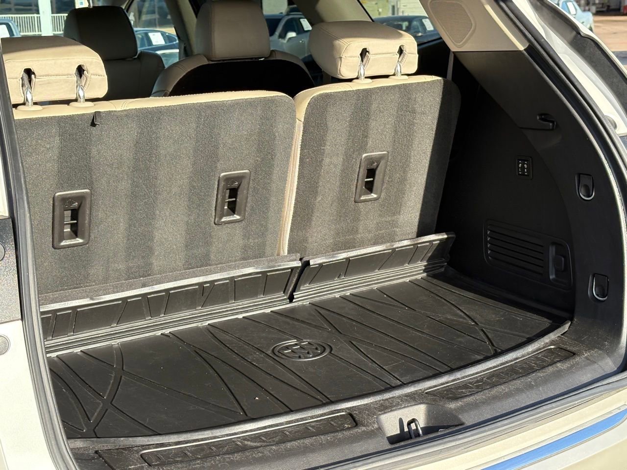 Used 2020 Buick Enclave Premium w/ Sun and Sites Package image 46