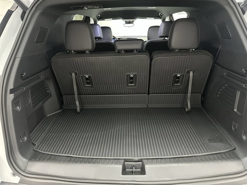 New 2026 Chevrolet Traverse LT w/ Midnight/Sport Edition AWD/4WD image 27