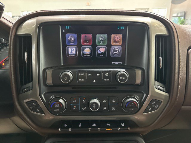 Used 2015 Chevrolet Silverado 1500 High Country w/ High Country Premium Package AWD/4WD image 44