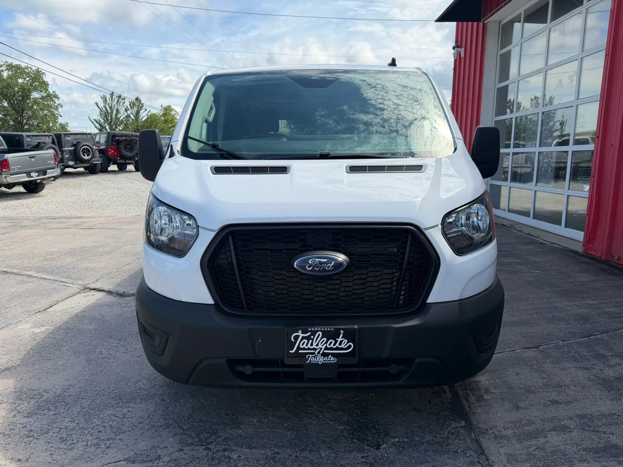 Used 2022 Ford Transit 150 Low Roof w/ Upfitter Package RWD image 3