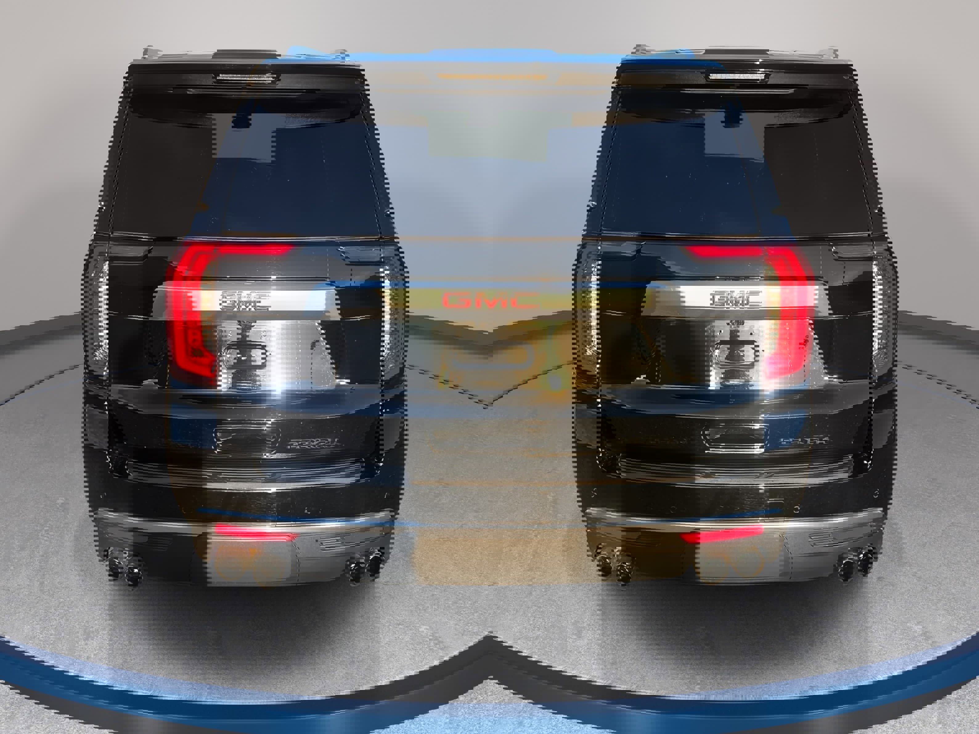 Used 2023 GMC Yukon XL Denali w/ Denali Reserve Package image 6