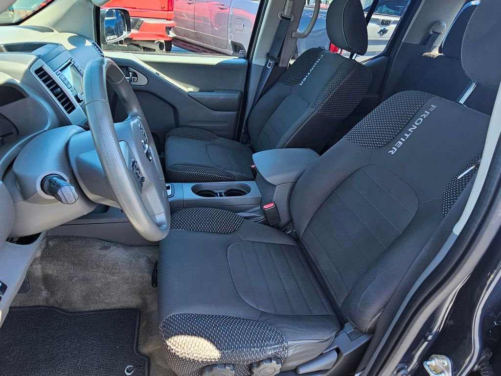 Used 2016 Nissan Frontier Desert Runner RWD image 12