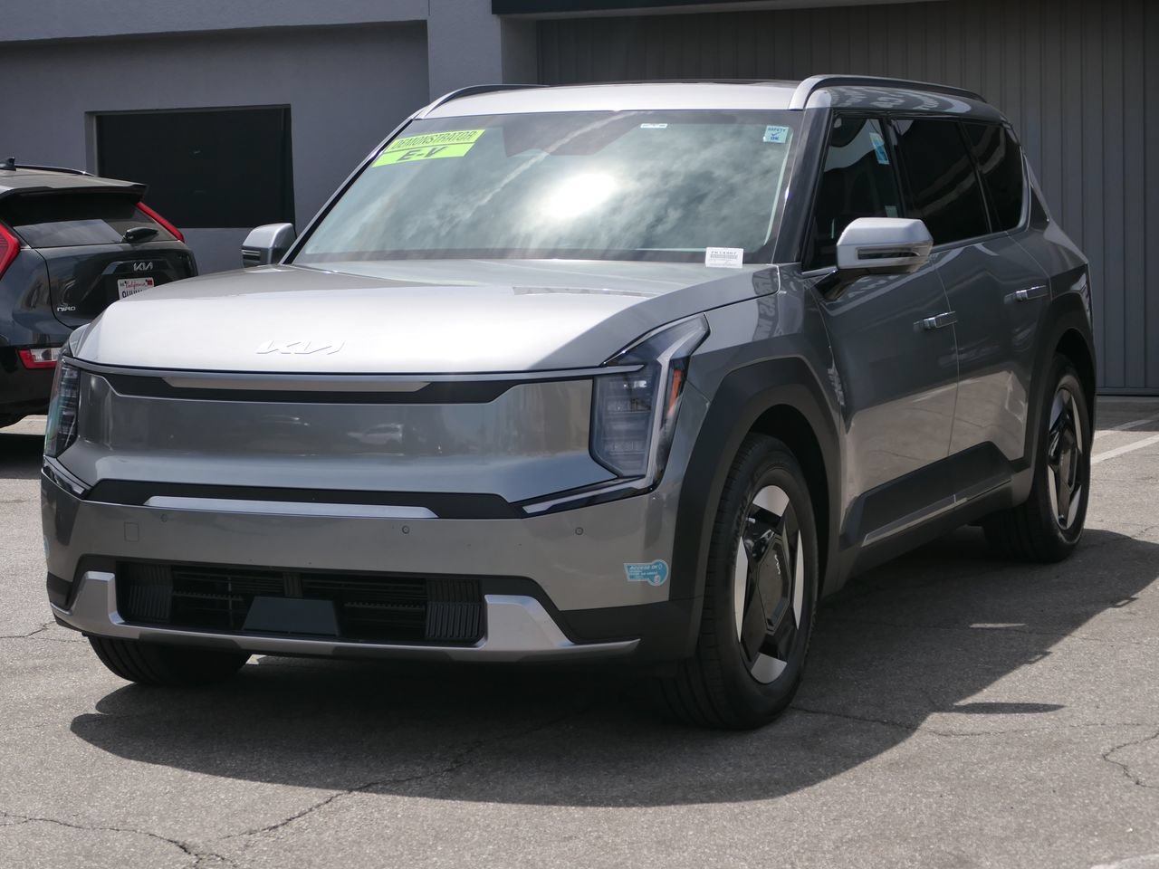 Certified 2024 Kia EV9 Wind AWD/4WD image 7