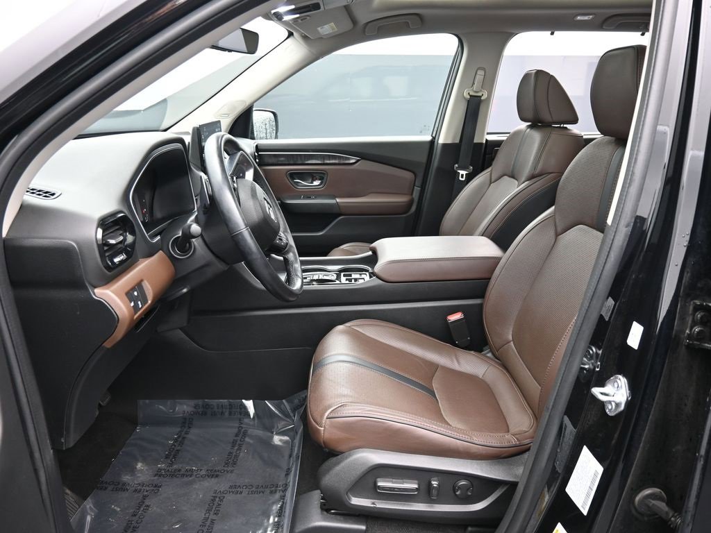 Used 2023 Honda Pilot Elite image 34