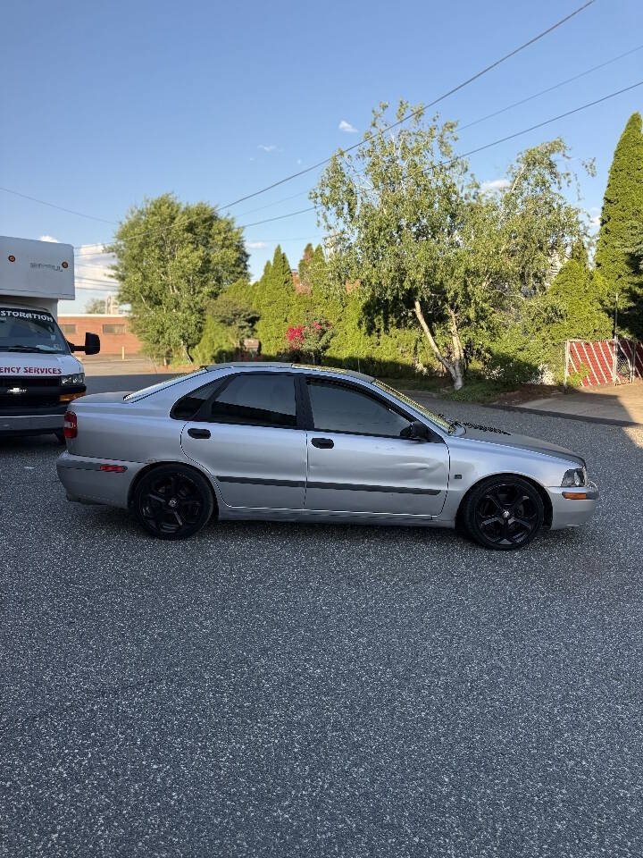 Used 2001 Volvo S40 FWD image 8