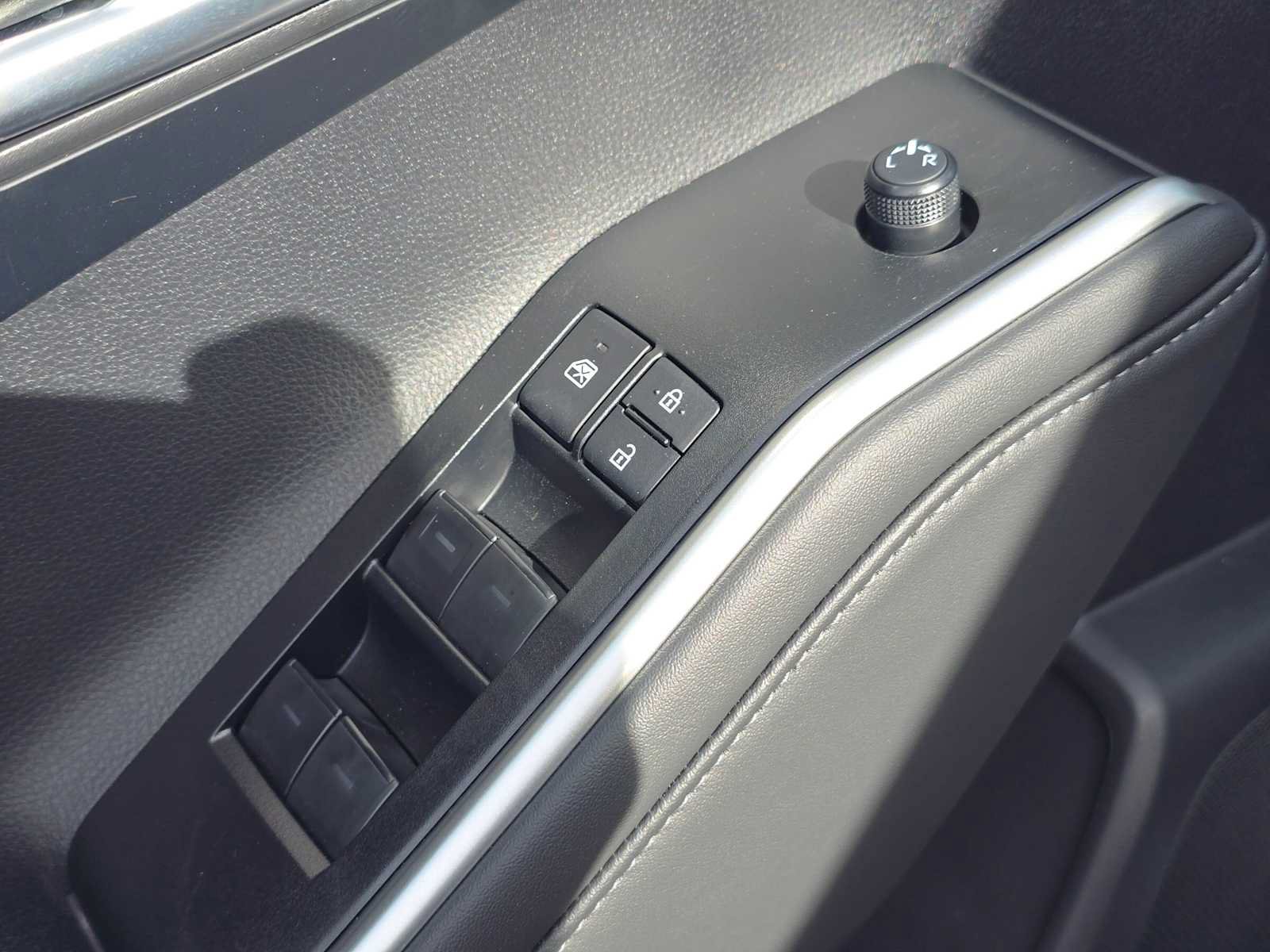 Used 2026 Toyota Highlander XLE AWD/4WD image 23