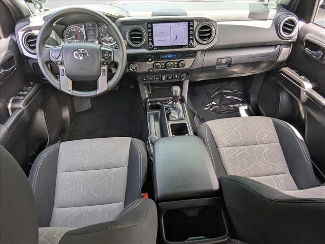 Used 2022 Toyota Tacoma TRD Sport w/ Technology Package RWD image 16