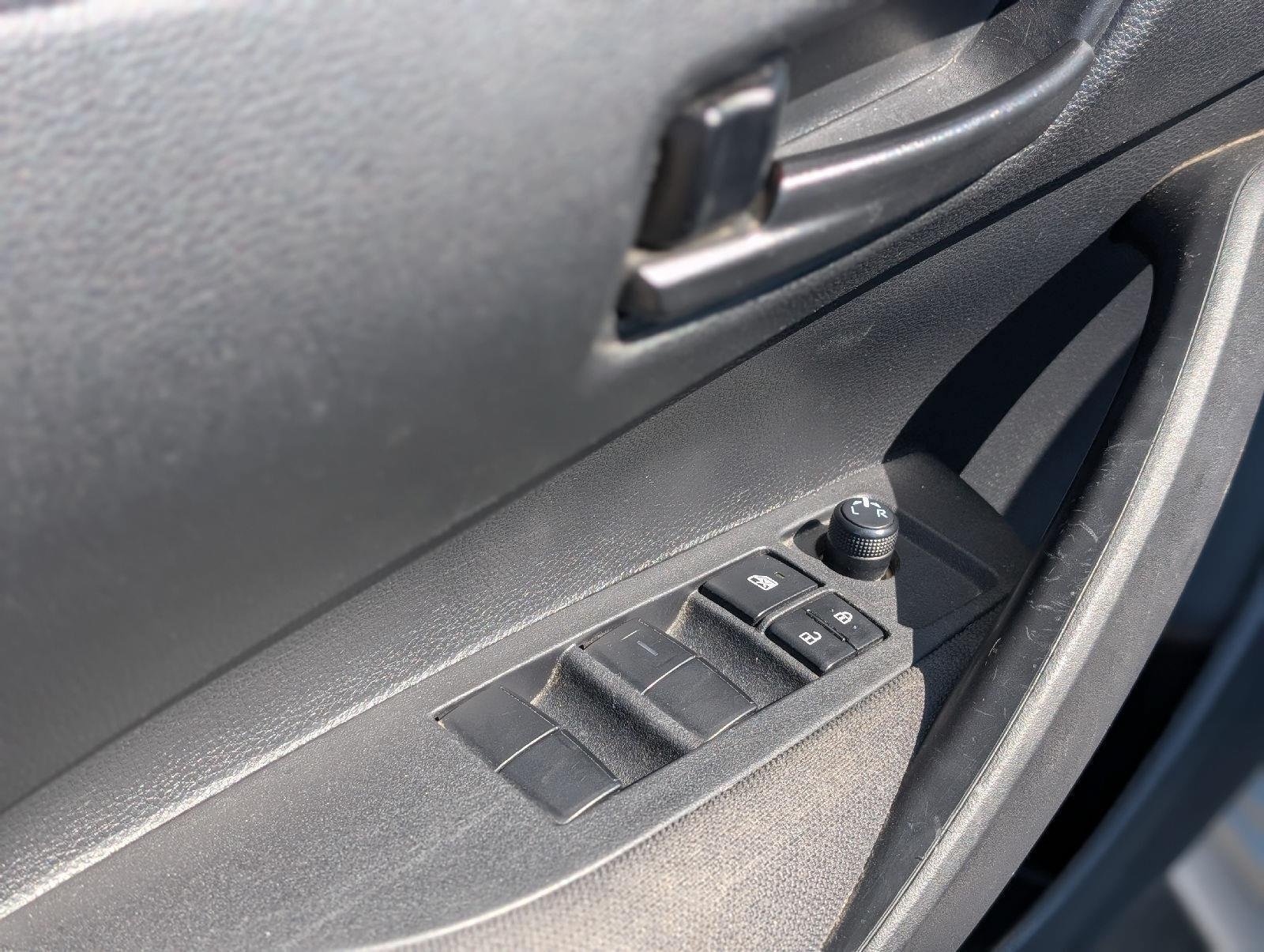 Used 2024 Toyota Corolla LE FWD image 14