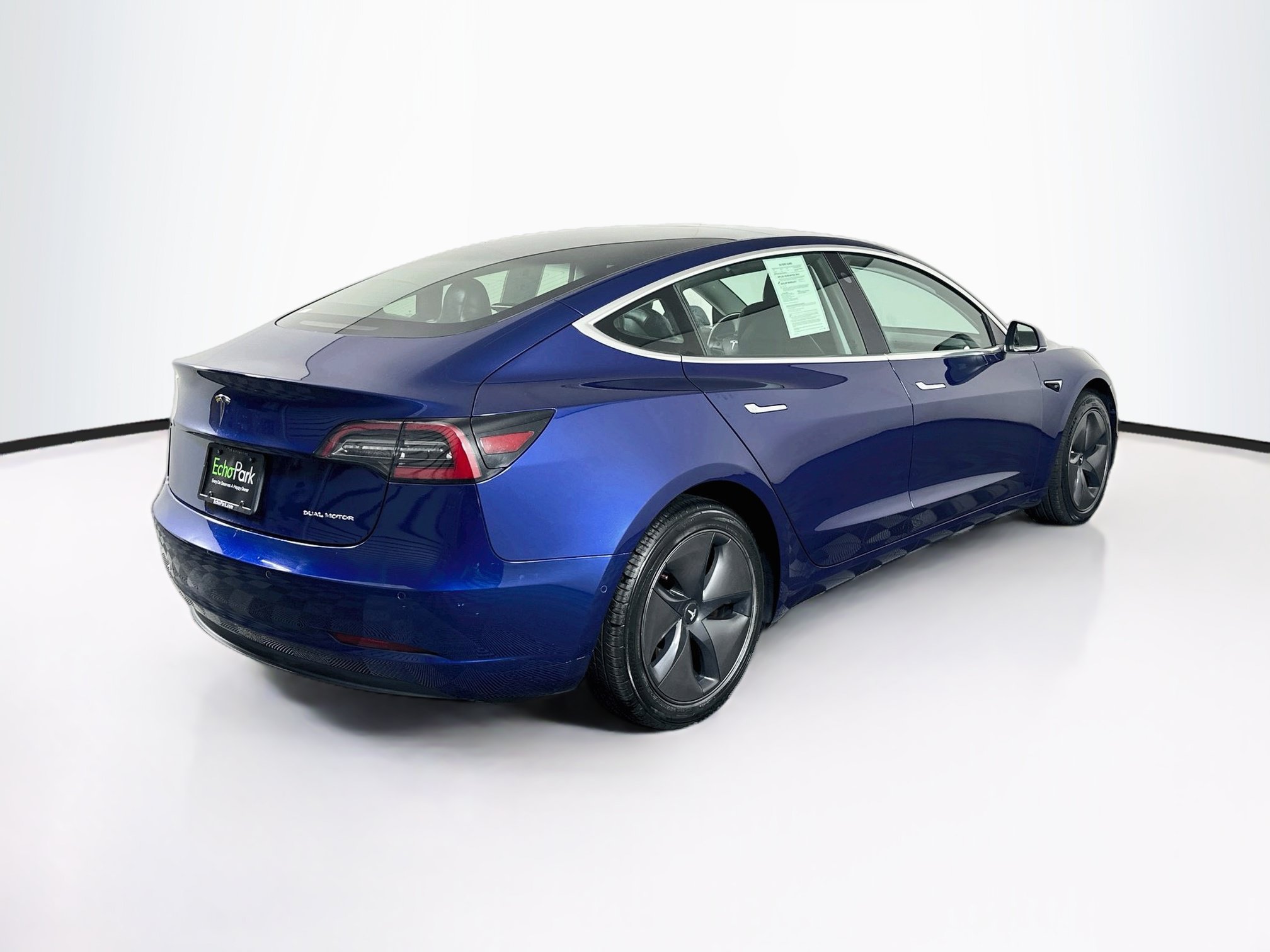Used 2019 Tesla Model 3 Standard Range RWD image 9