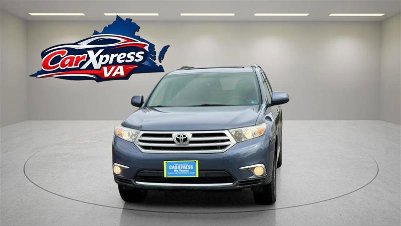 Used 2012 Toyota Highlander SE w/ Tow Pkg AWD/4WD image 2
