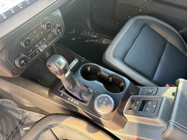 New 2026 Ford Bronco Outer Banks AWD/4WD image 33