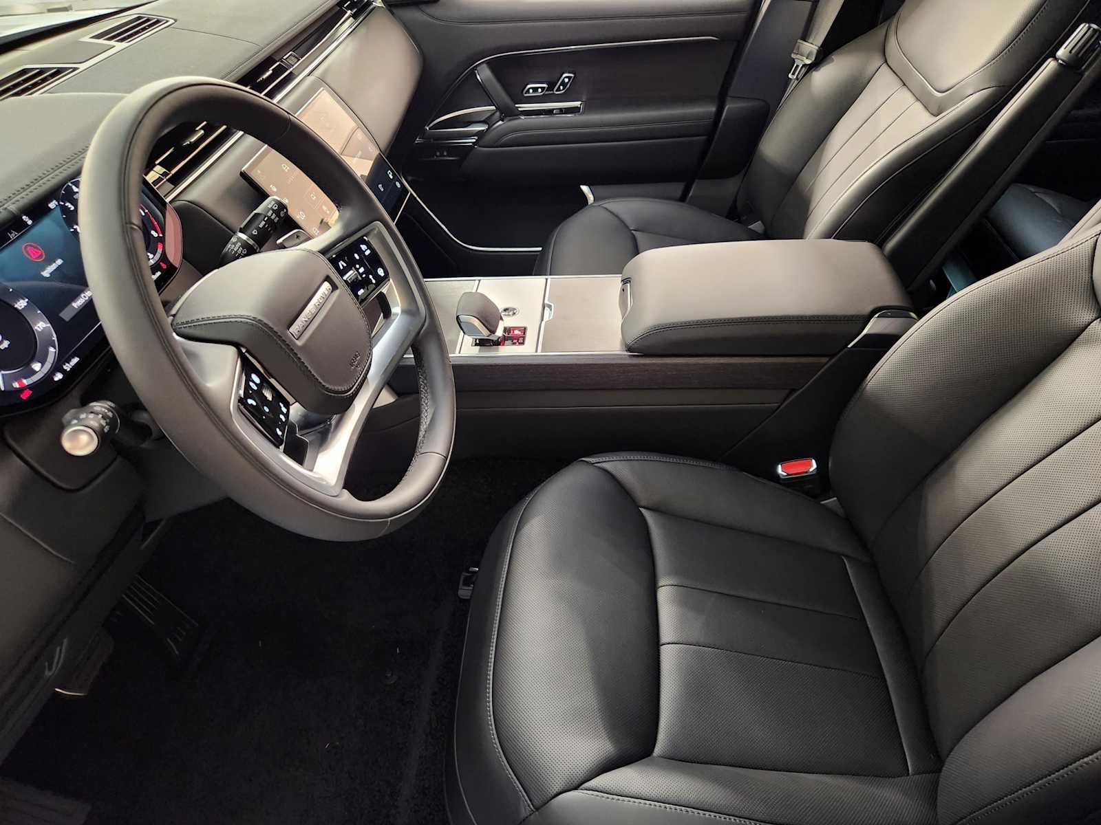 New 2026 Land Rover Range Rover SE AWD/4WD image 13