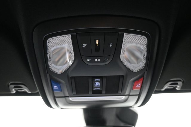 New 2027 RAM 1500 4x4 Crew Cab image 11