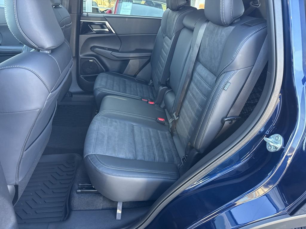 New 2026 Mitsubishi Outlander SE image 25