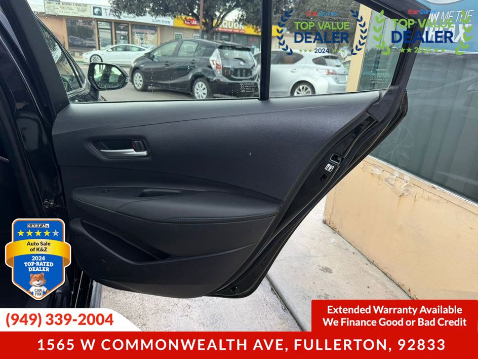 Used 2020 Toyota Corolla SE w/ SE Premium Package FWD image 28