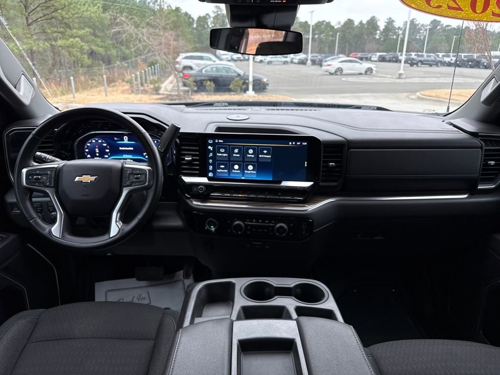 Used 2023 Chevrolet Silverado 1500 LT w/ Protection Package image 16