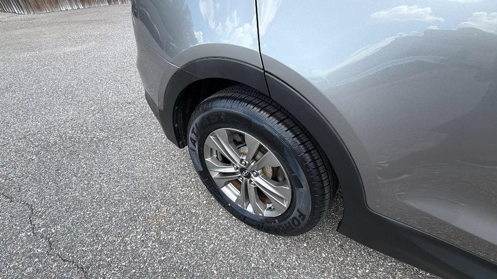 Used 2015 Hyundai Santa Fe Sport AWD/4WD image 11