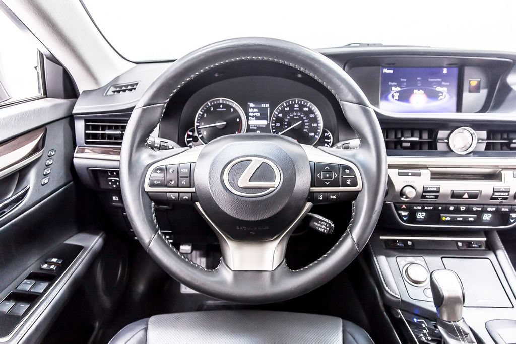 Used 2018 Lexus ES 350 w/ Premier Package FWD image 20