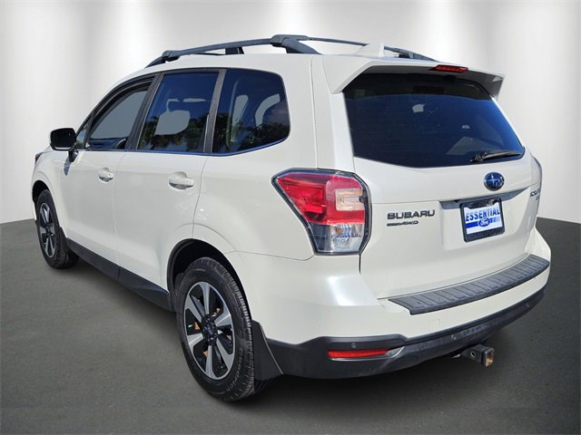 Used 2017 Subaru Forester 2.5i Limited image 3