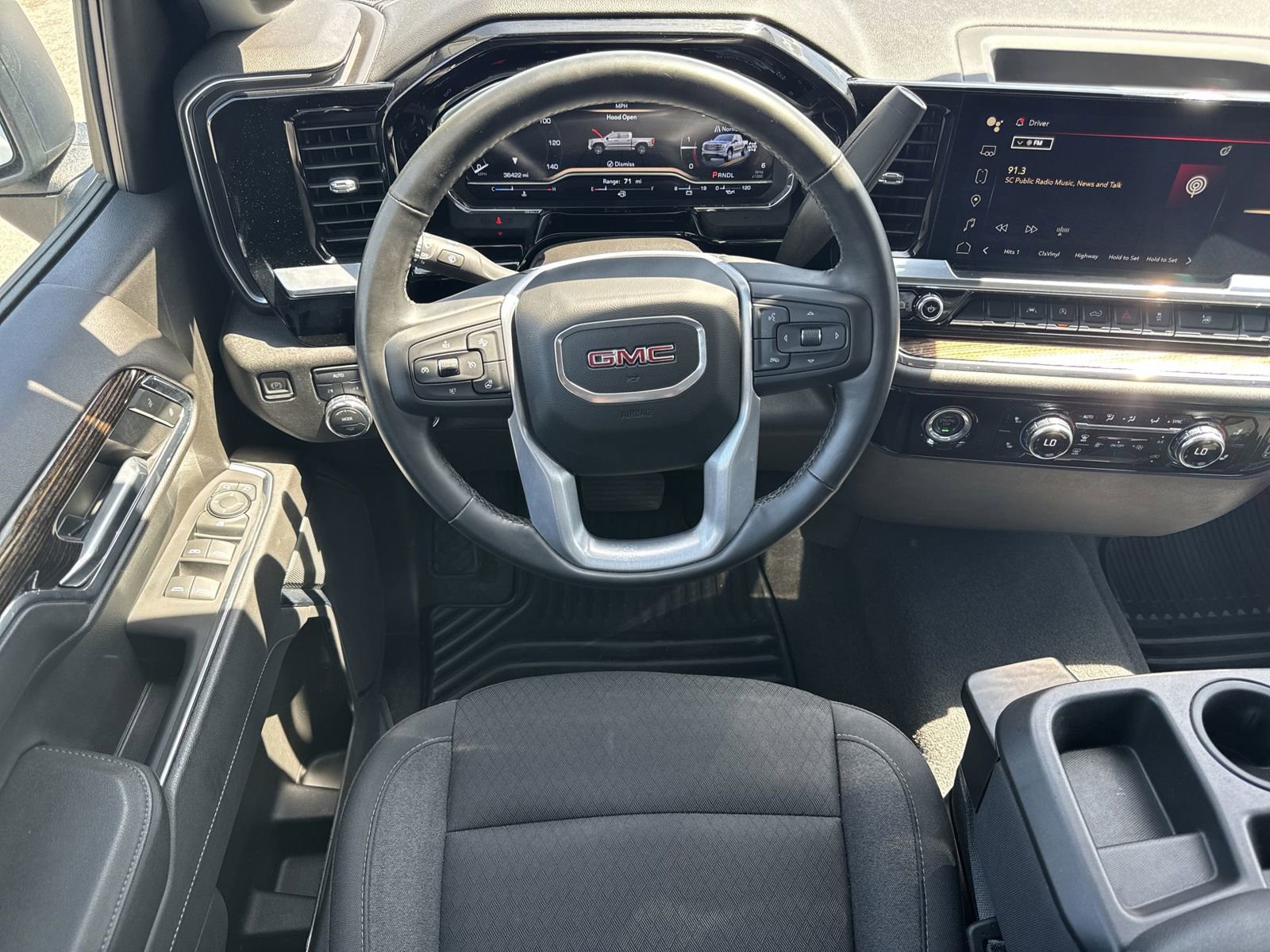 Used 2023 GMC Sierra 1500 Elevation AWD/4WD image 28