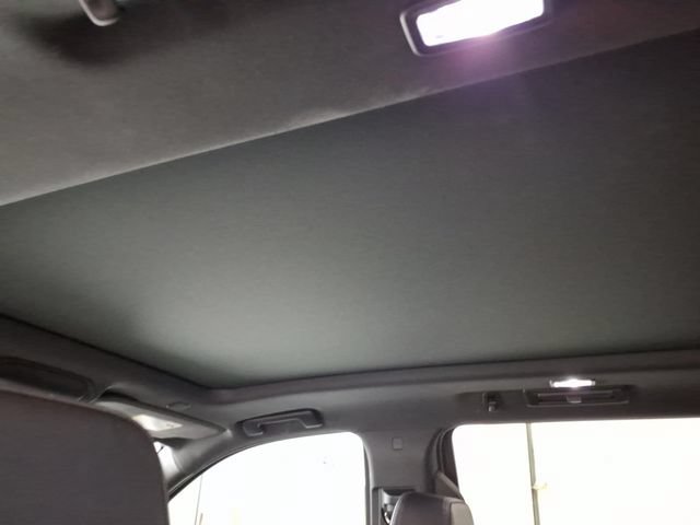 Used 2024 Chevrolet Tahoe RST w/ Luxury Package RWD image 16